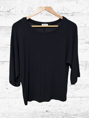 LAmade Ribbed BatWing Top